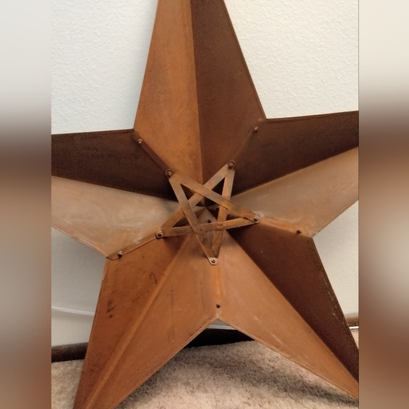 Large Decor Star - Picture 8 of 16